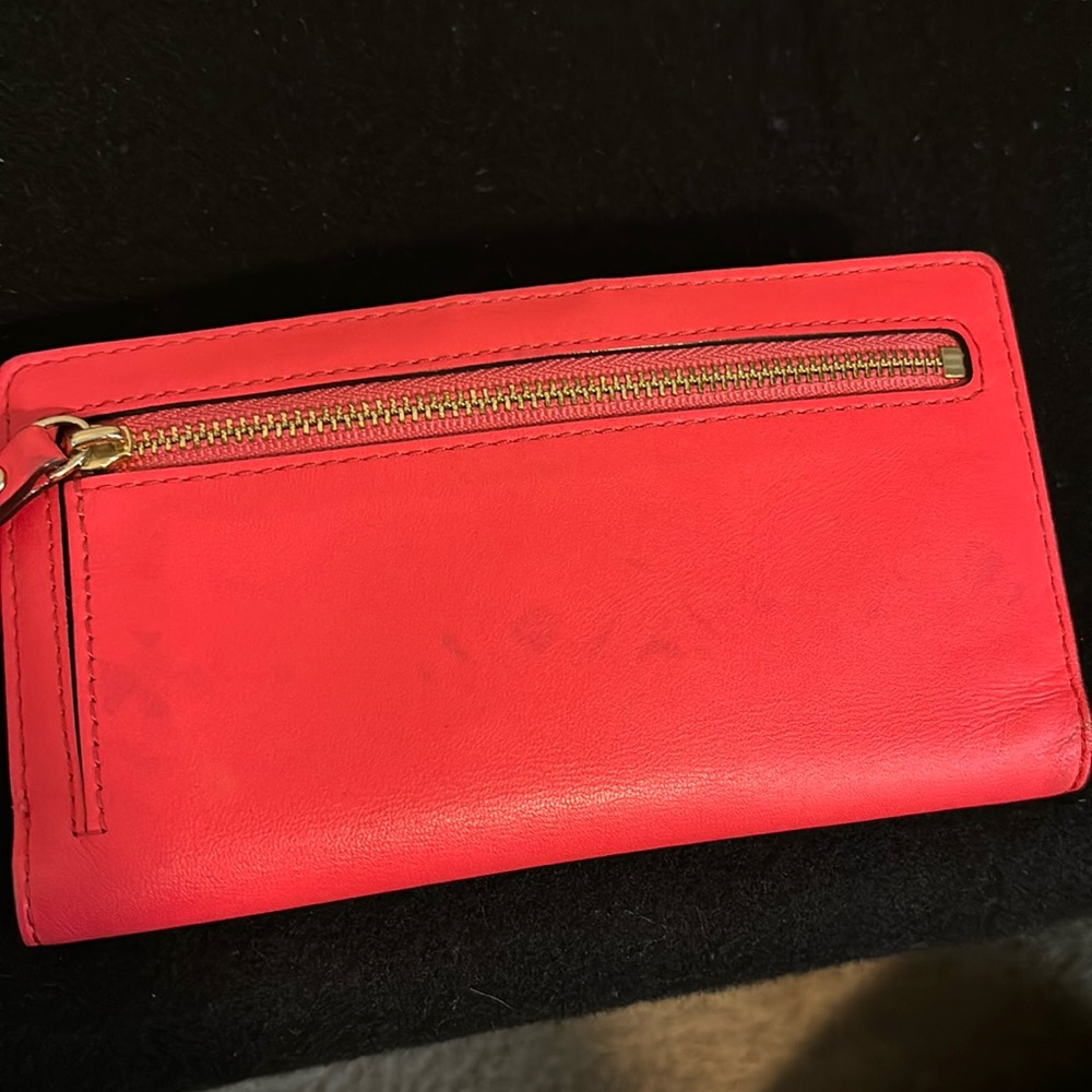 Kate Spade Wallet - Picture 2 of 3